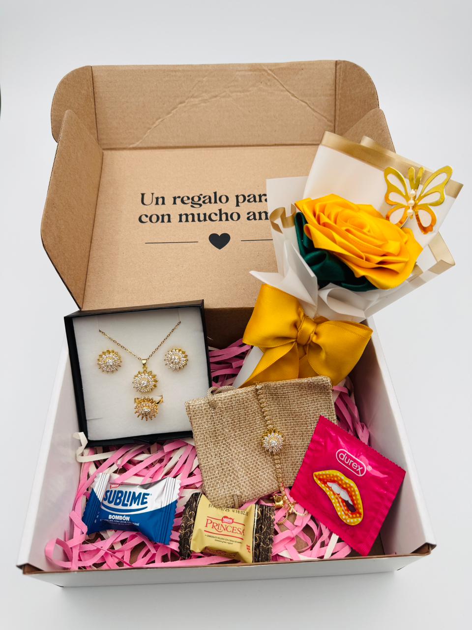 SET DE GIRASOLES 🌻Y FLOR AMARILLA